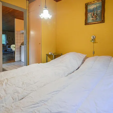 Dom wakacyjny Stunning In W/ 2 Bedrooms *