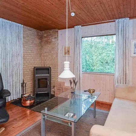 Nyaraló Stunning In W/ 2 Bedrooms *